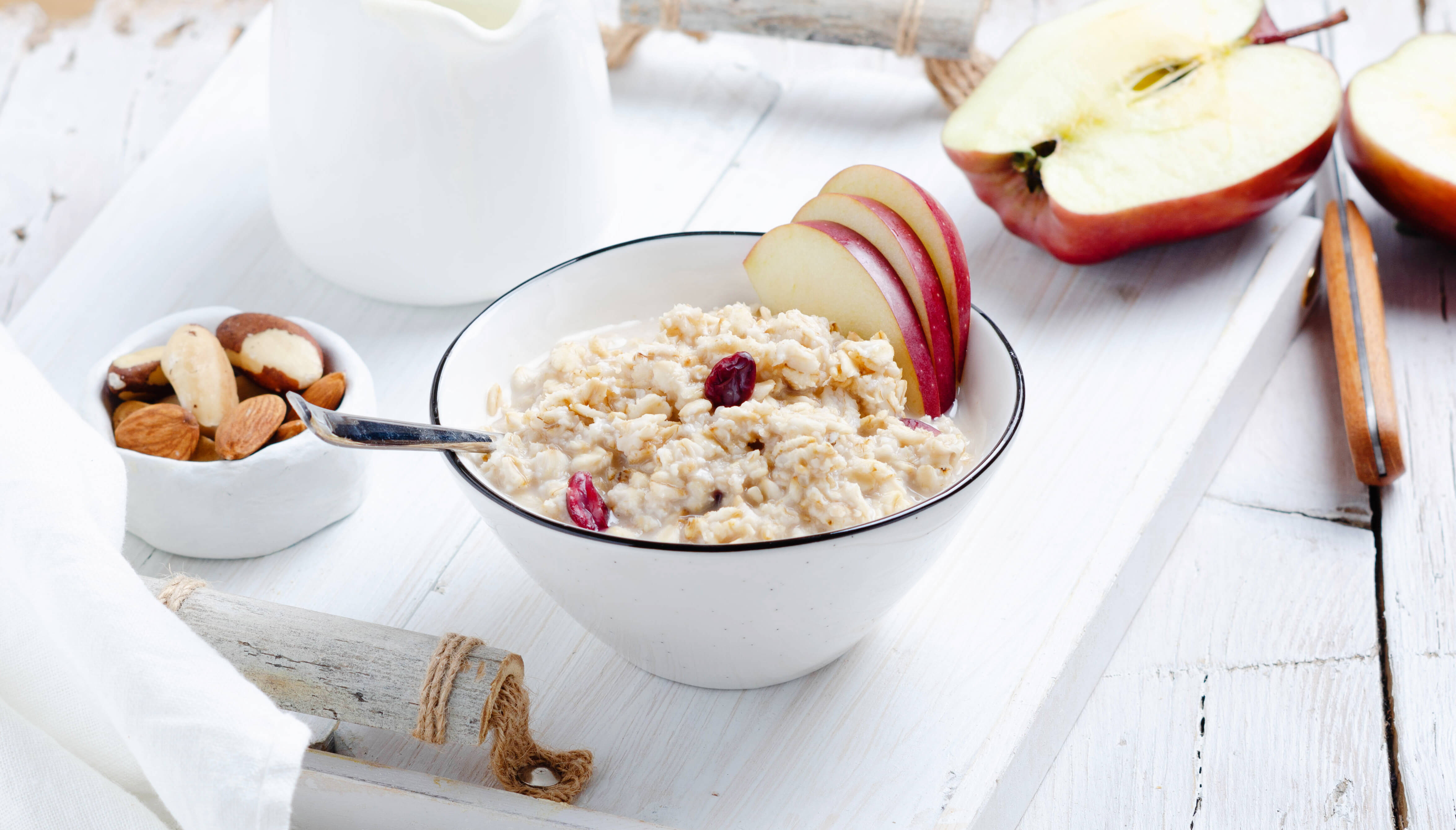 ovsená kaša, horské cereálie, ovsená kaša s ovocím 