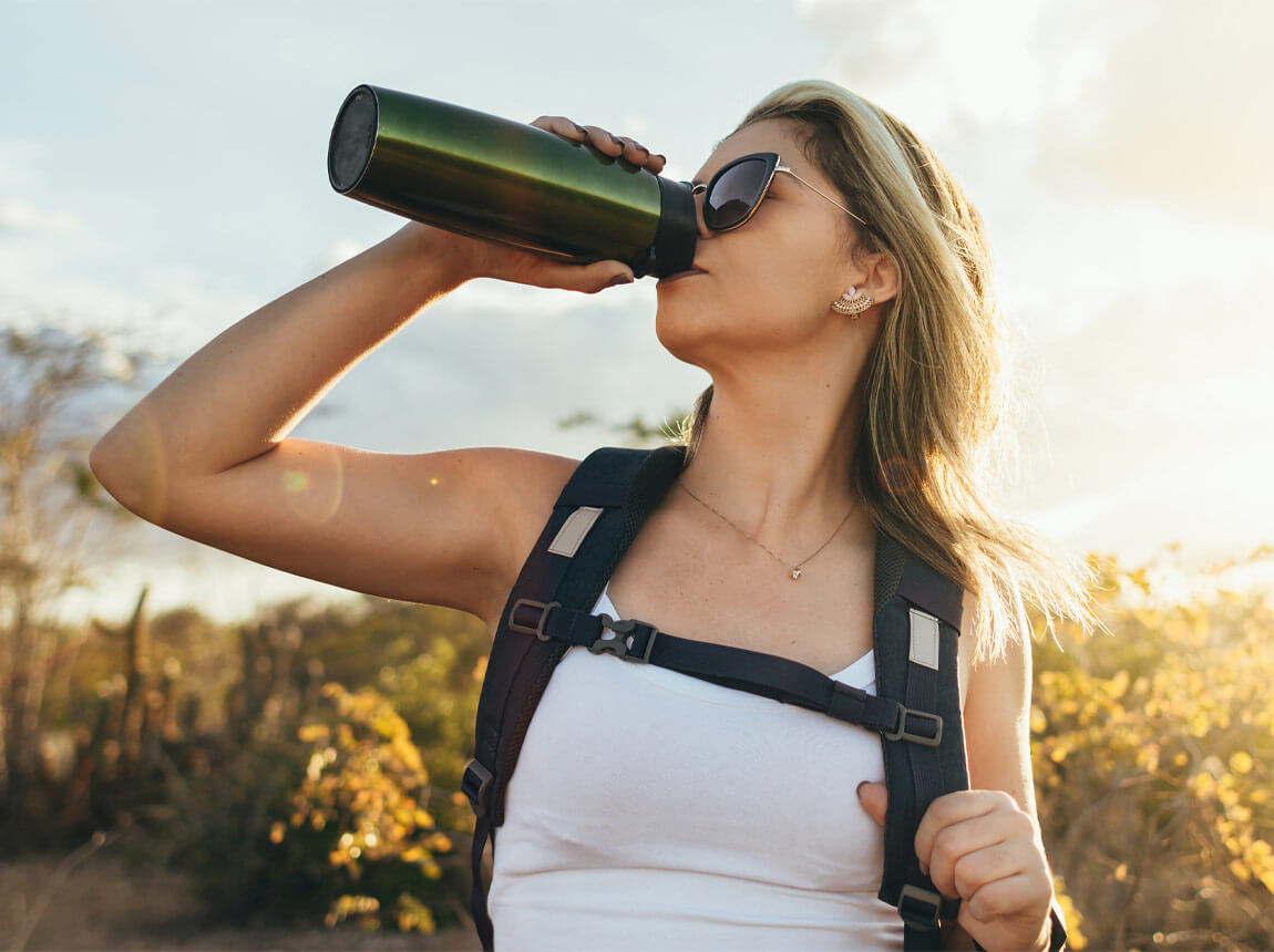 žena - hydratácia, horská turistika 