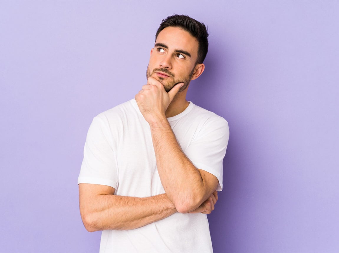 čudujúci sa človek 