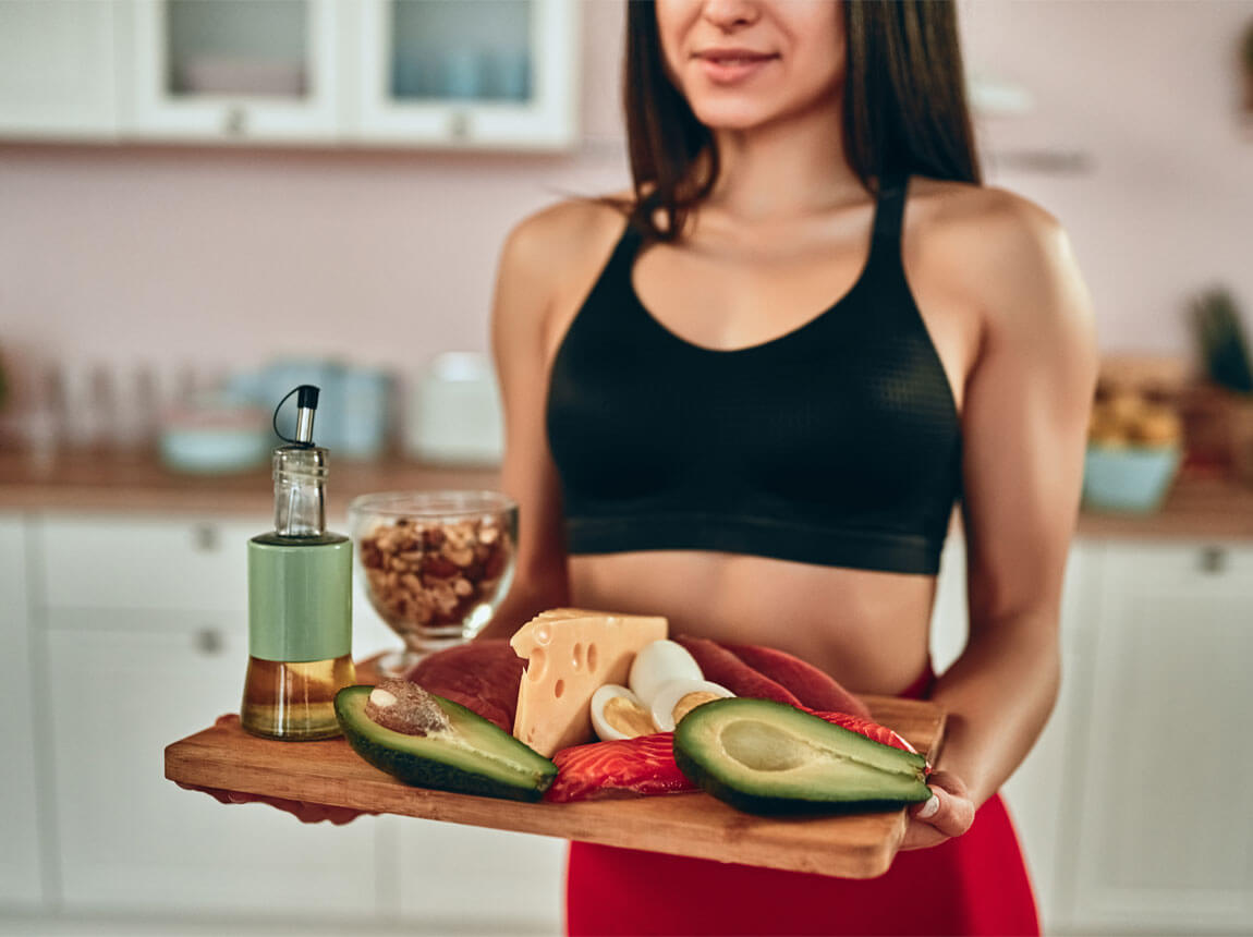 žena - produkty s vysok&yacute;m obsahom bielkov&iacute;n