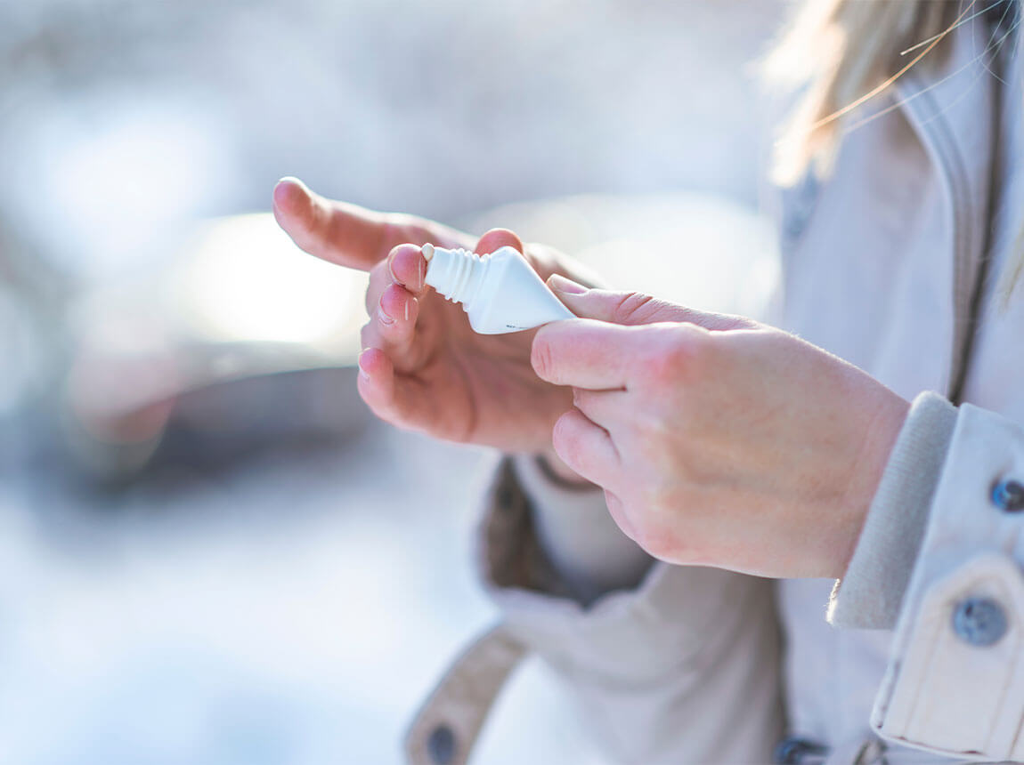 such&aacute; pokožka na ruk&aacute;ch 