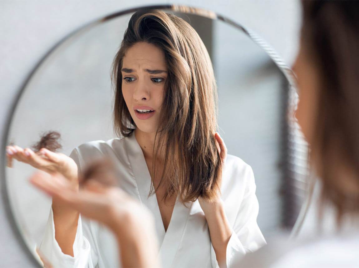 žena - vypadávanie Vlasov 