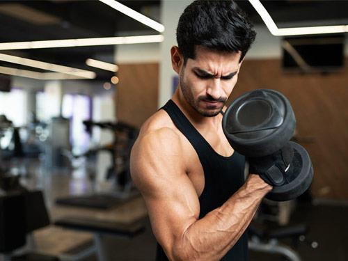 Ako rýchlo zväčšíte obvod bicepsu?