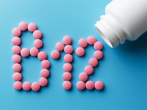 Vitamín B12 – kedy a ako dopĺňať?